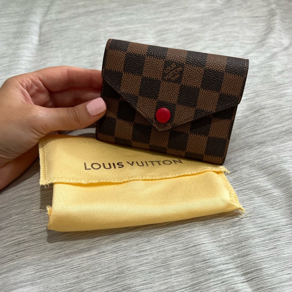 Small coin wallet